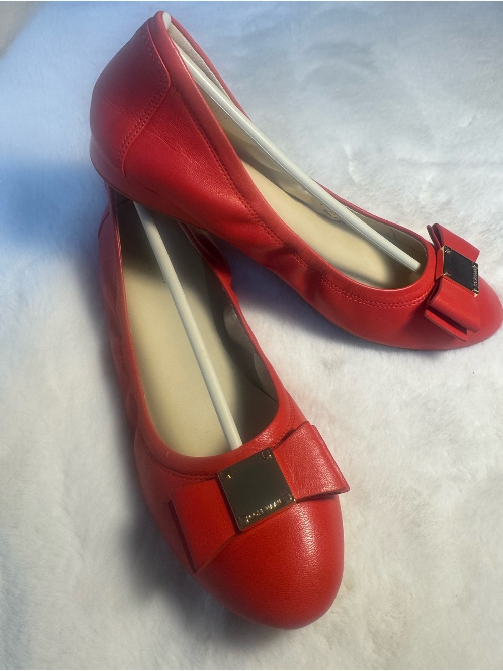 Cole Haan Tali Bow Ballet flat Maple Coral SOFT leather gold buckle Sz 7 - Picture 9 of 9